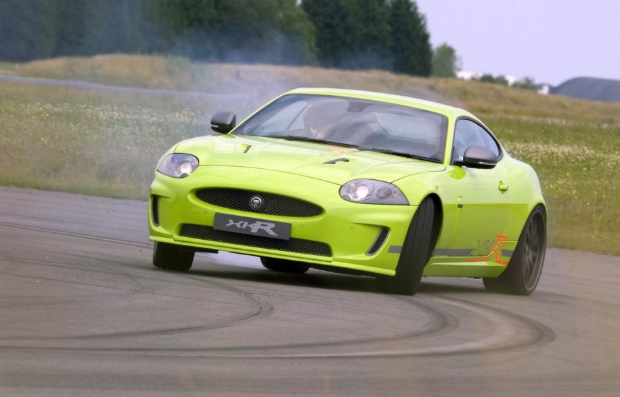  Jaguar XKR Goodwood Special 2009 года  (фото 12 из 17)